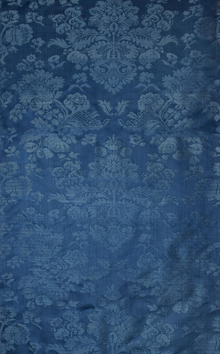 1956.0600.001 A Window Hanging, Side Curtain, Pattern Repeat