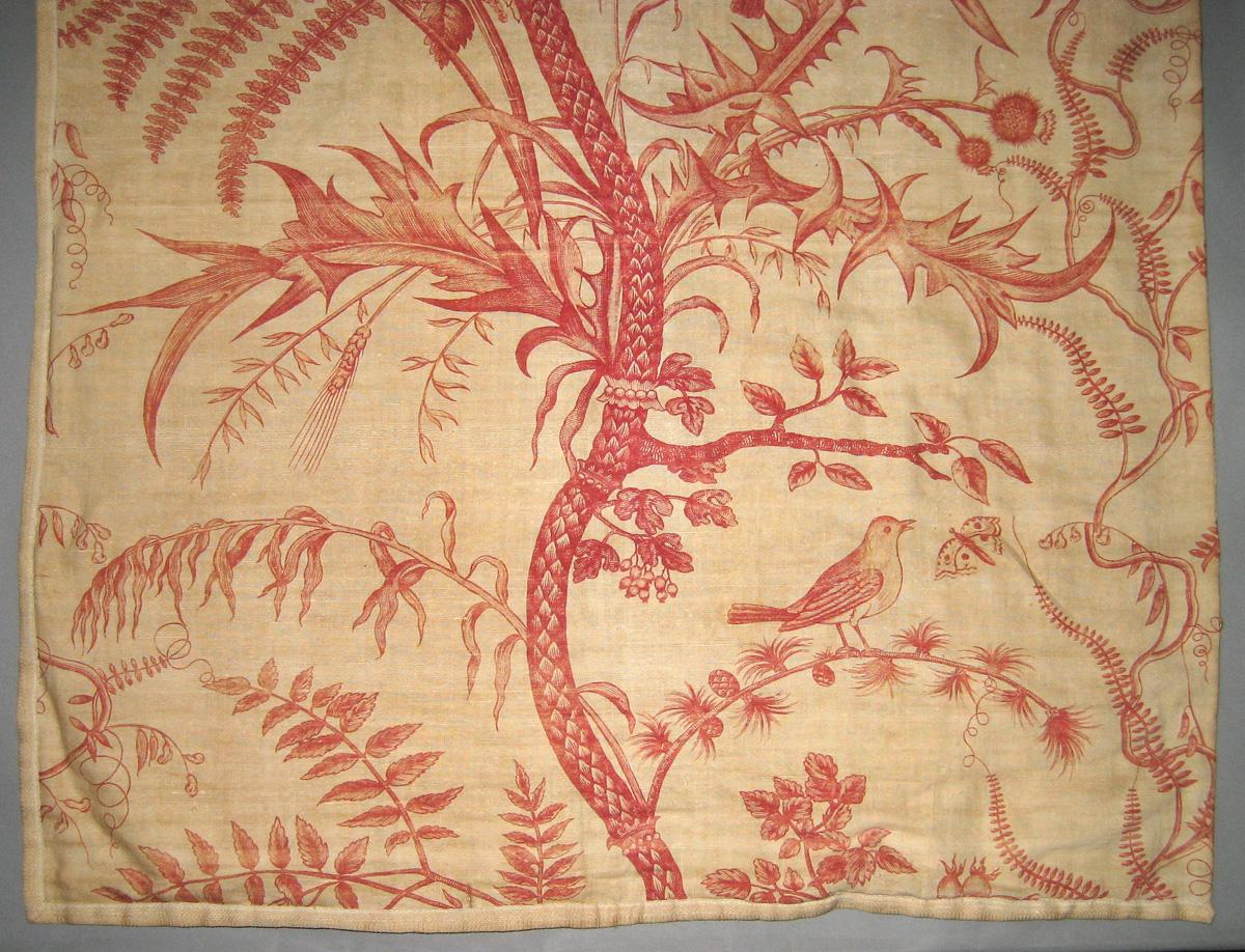 1956.0603 fabric detail