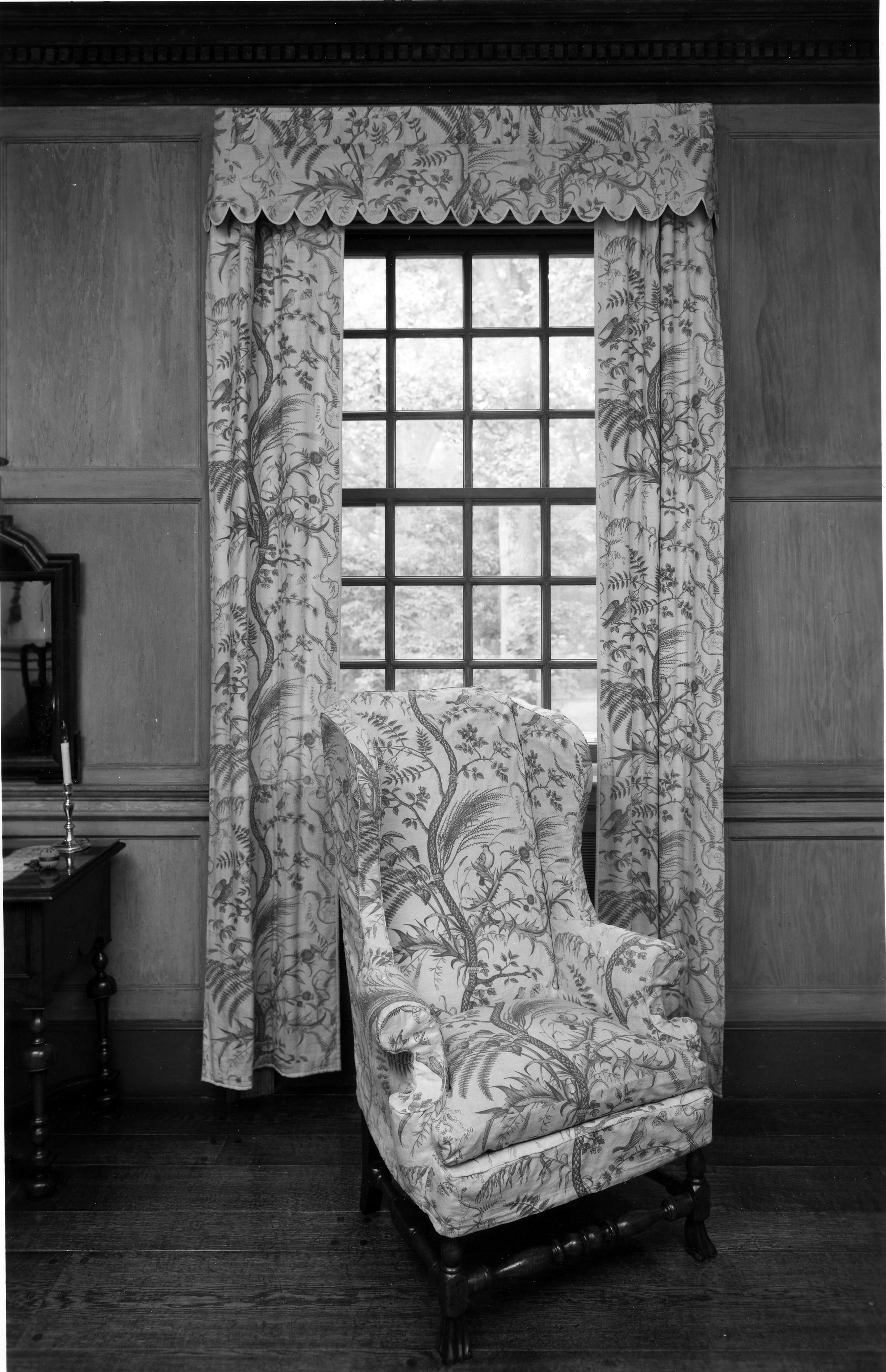 Room-Walnut Room (bw/view 2)