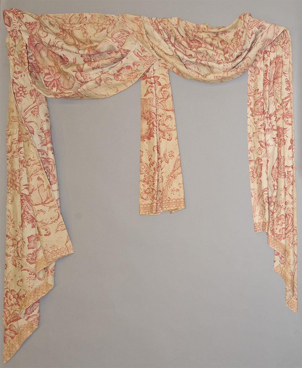 1956.0610.001 C bed hanging, valance