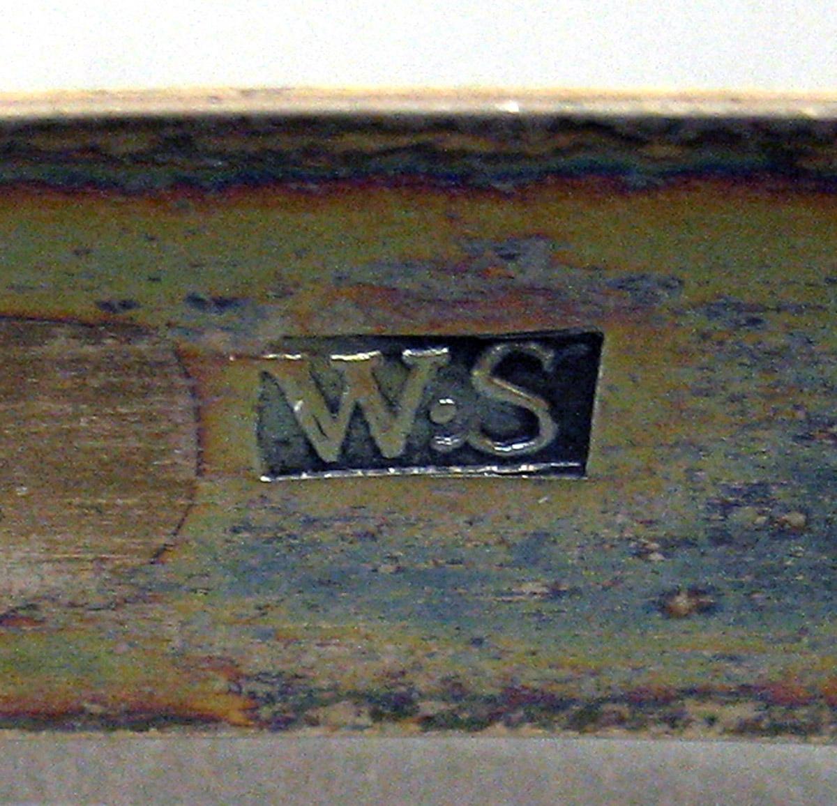 2006.0006.002 Silver Tongs mark 1