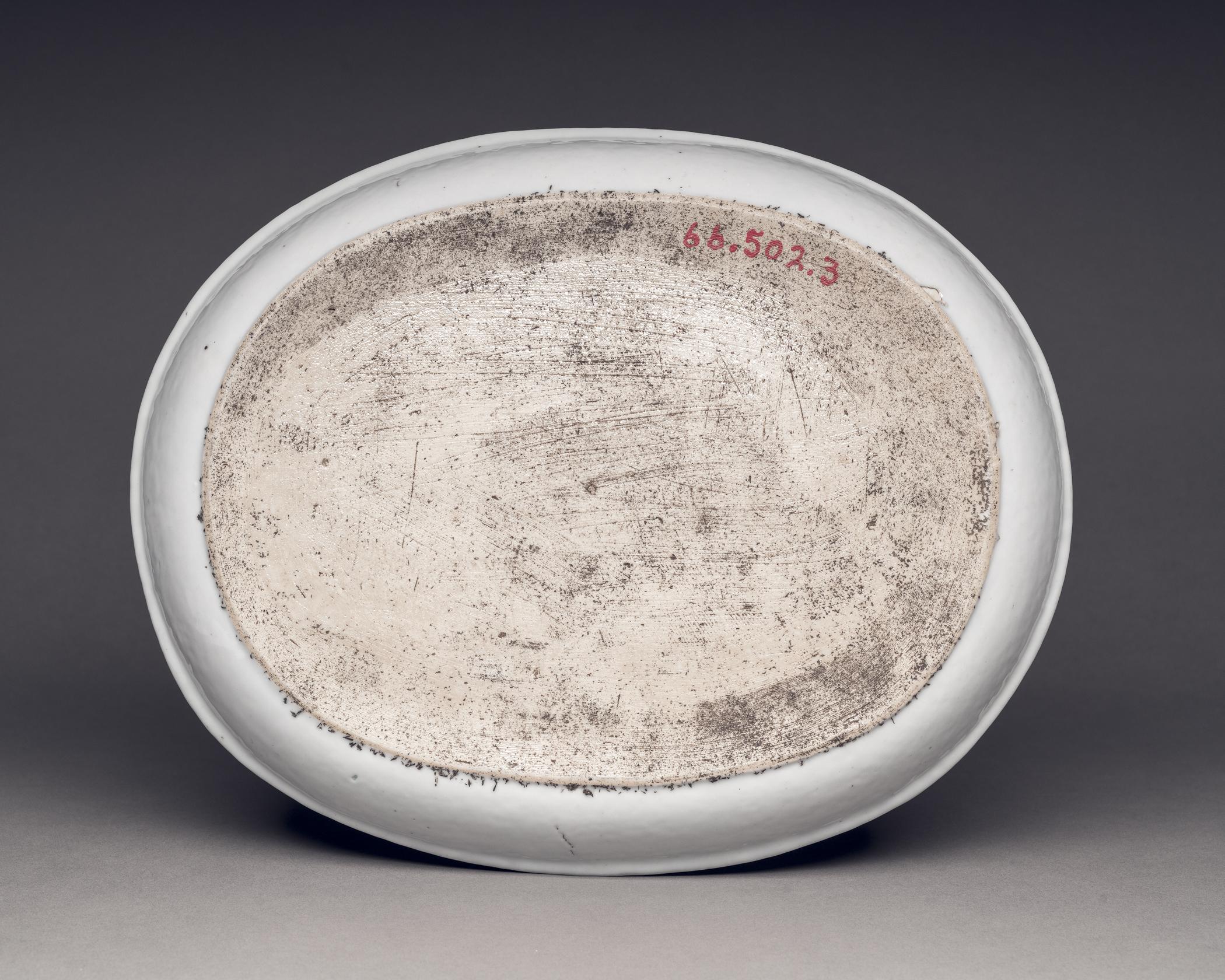 1966.0502.003 Dish, view 2