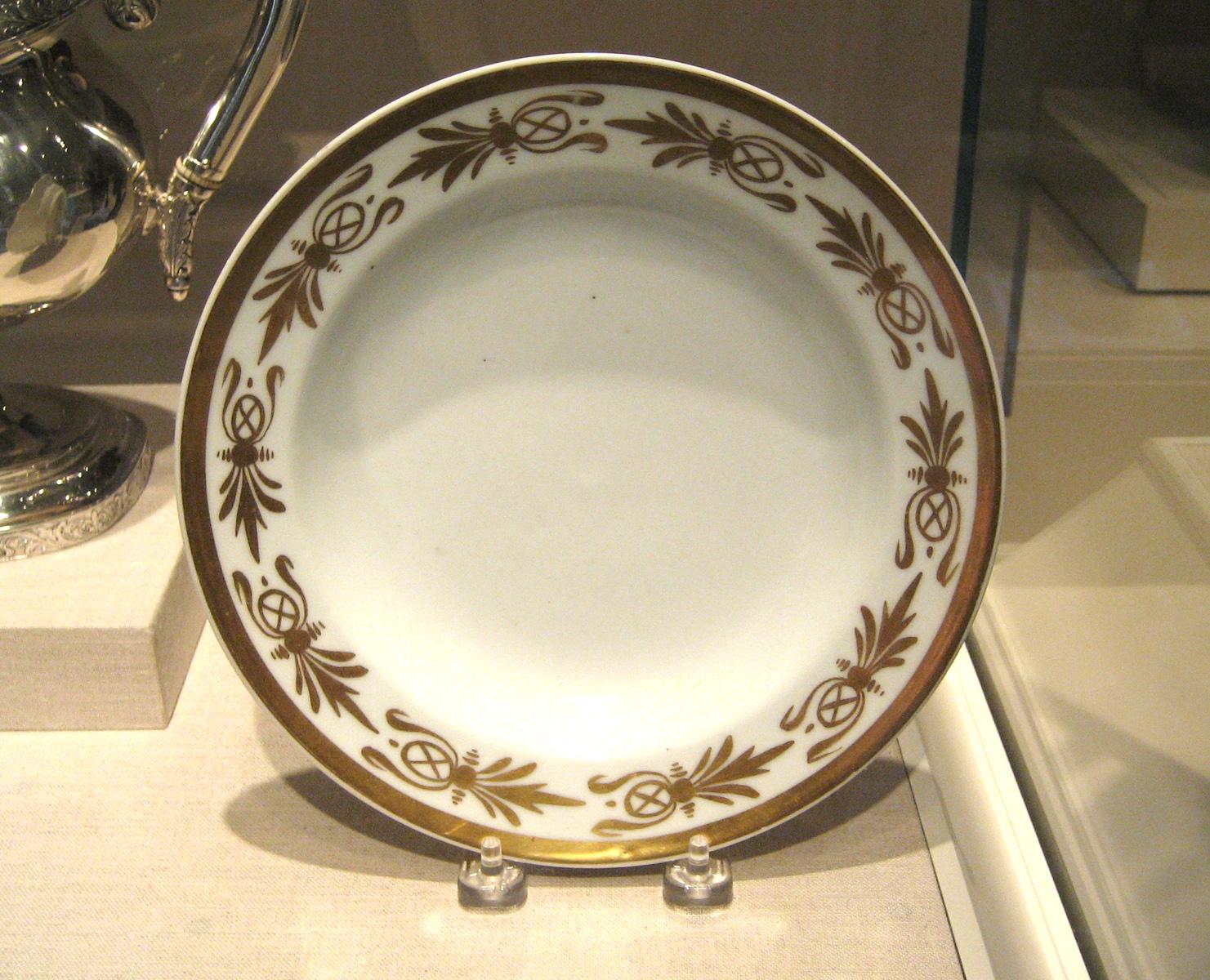 1957.0009.041 Soup Plate