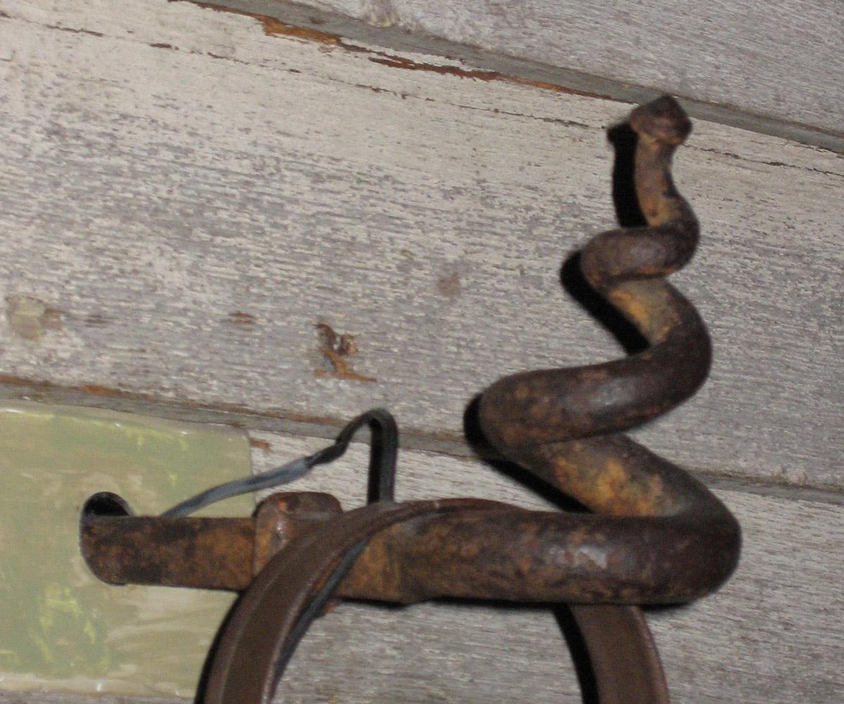 1966.0549.002 Chain holder
