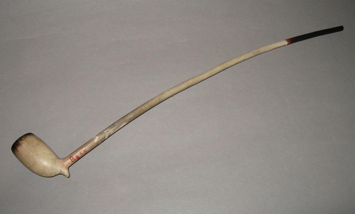1966.0552.001 Pipe