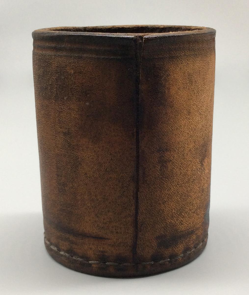 1966.0554.002 Dice cup, view 2