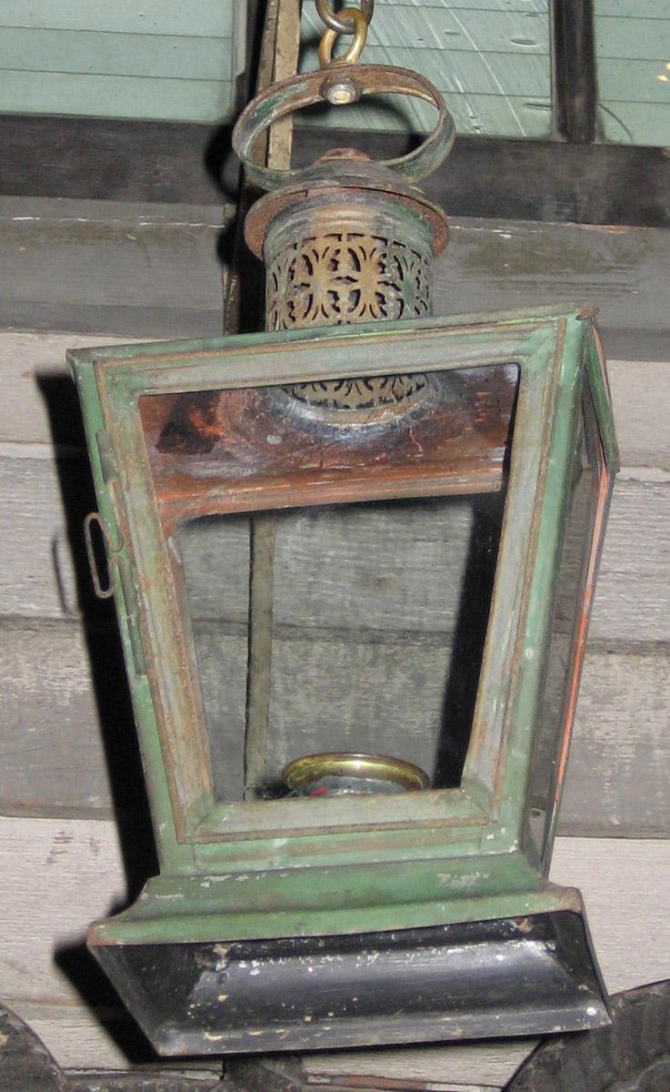 1966.0563 Lantern
