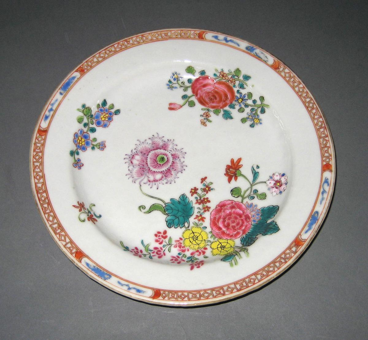 1966.0566.102 Porcelain Plate