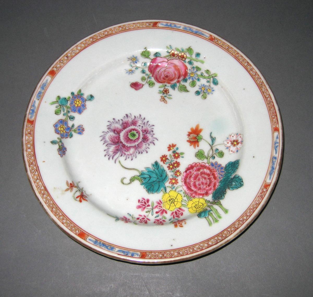 1966.0566.104 Porcelain Plate