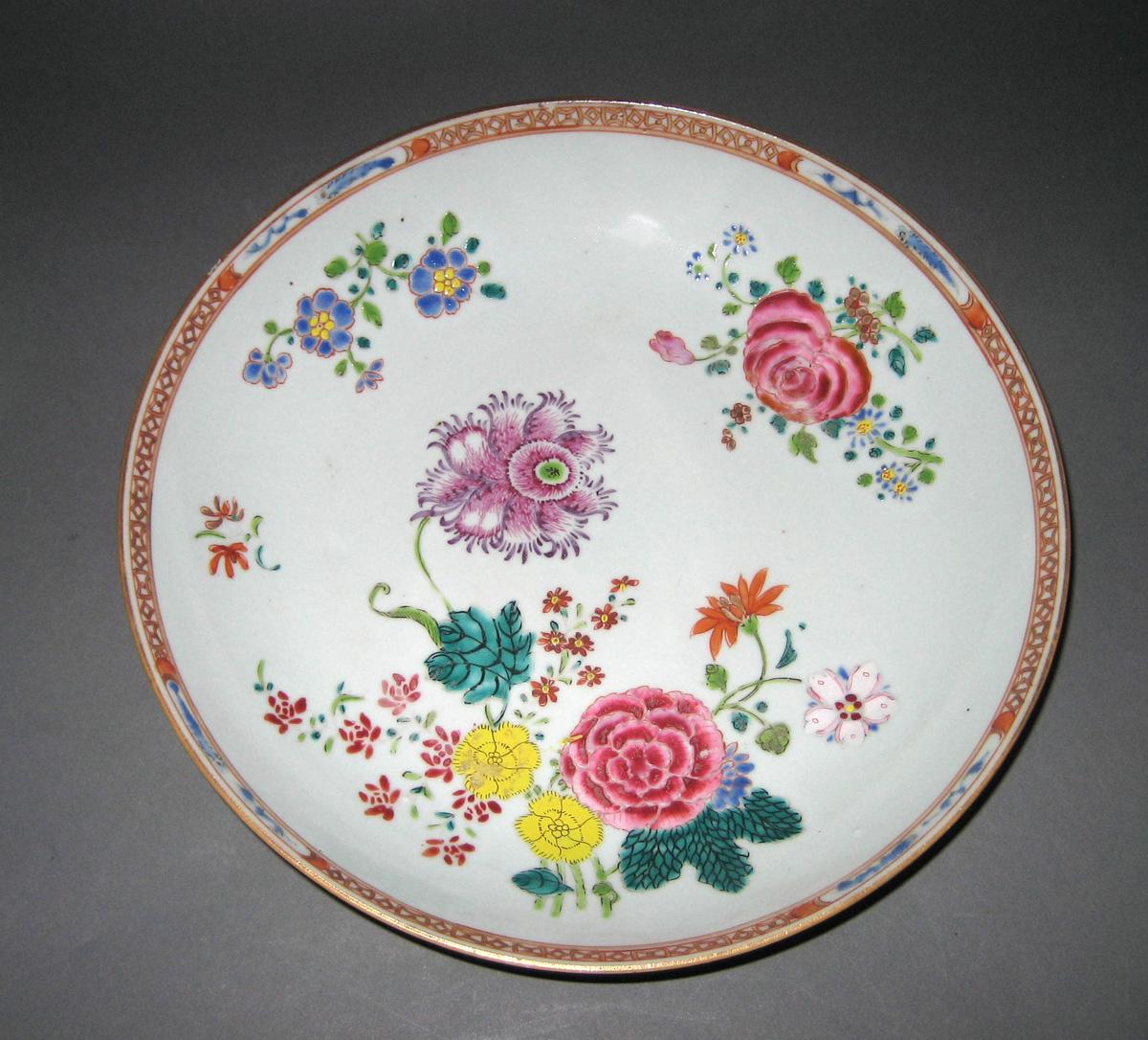 1966.0566.126 Porcelain Bowl