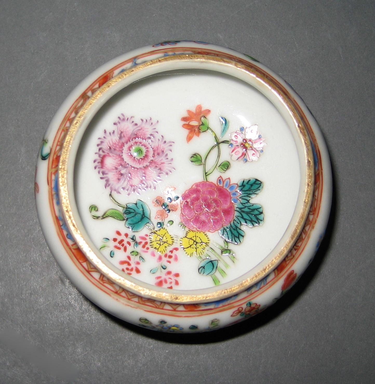 1966.0566.147 Salt Cellar top view