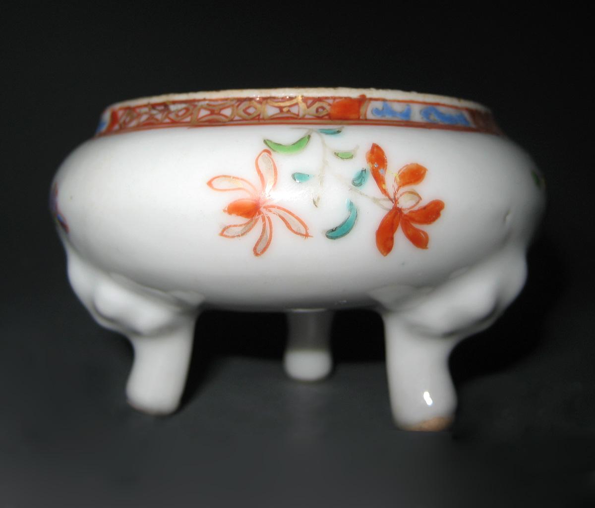 1966.0566.153 Salt Cellar side 3