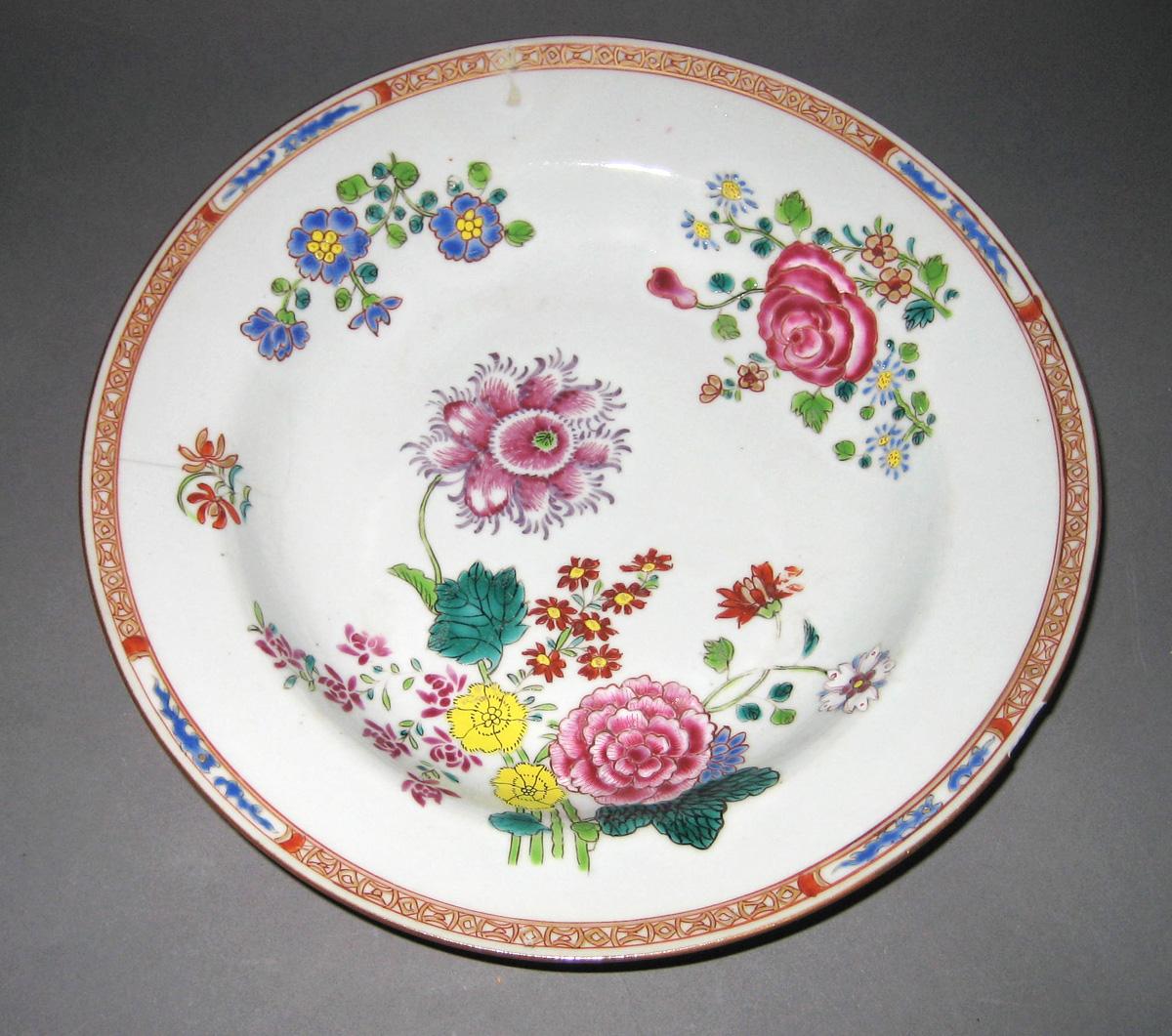 1966.0566.256 Porcelain Plate or Bowl underside