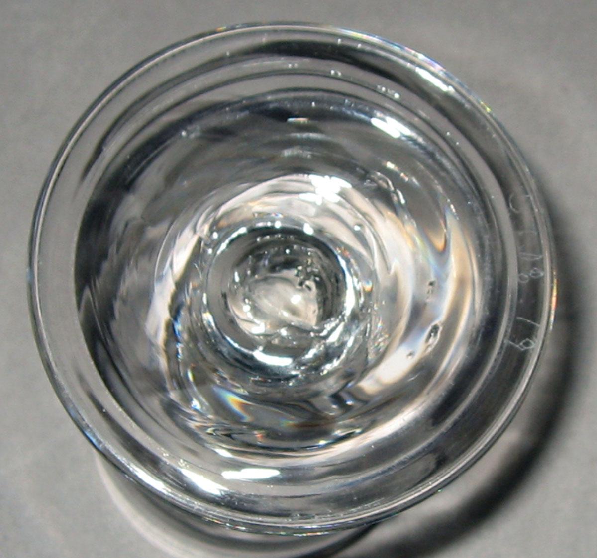 1957.0018.019 Glass wineglass (underside)