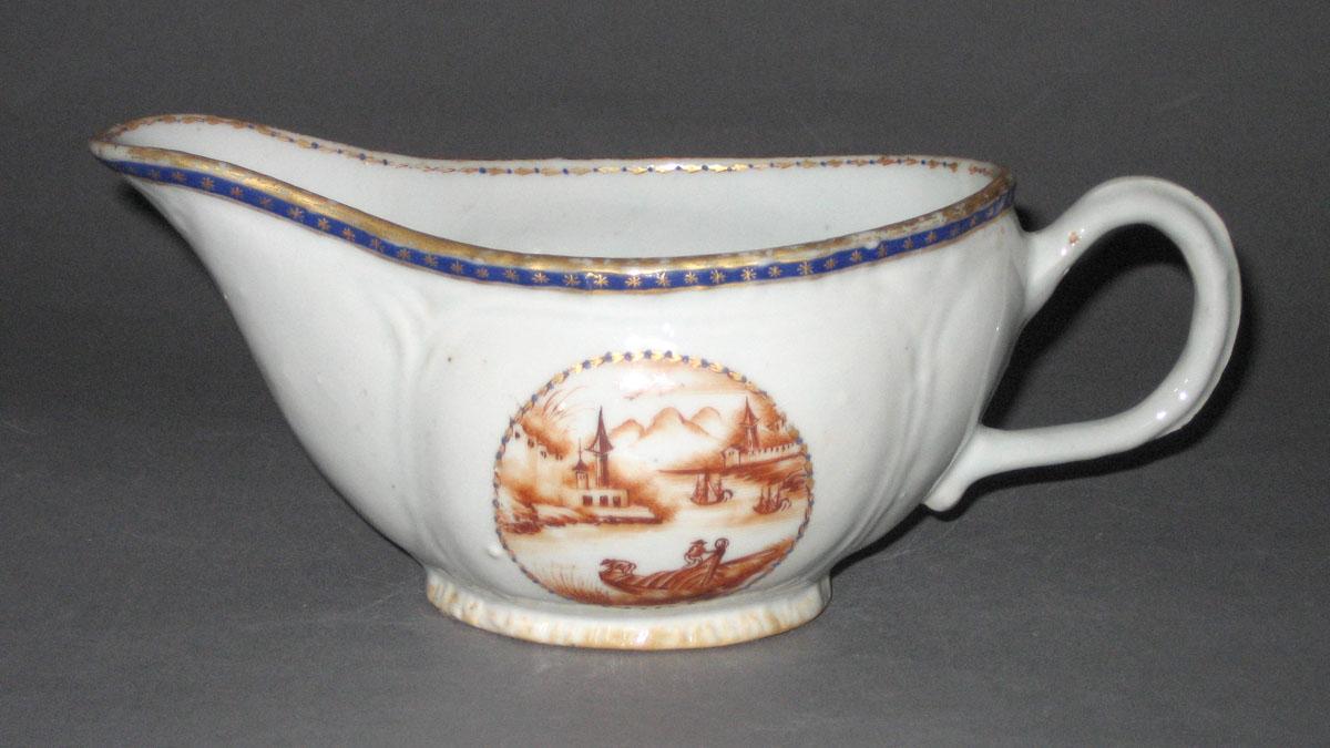 1966.0567.183 Porcelain Sauce Boat