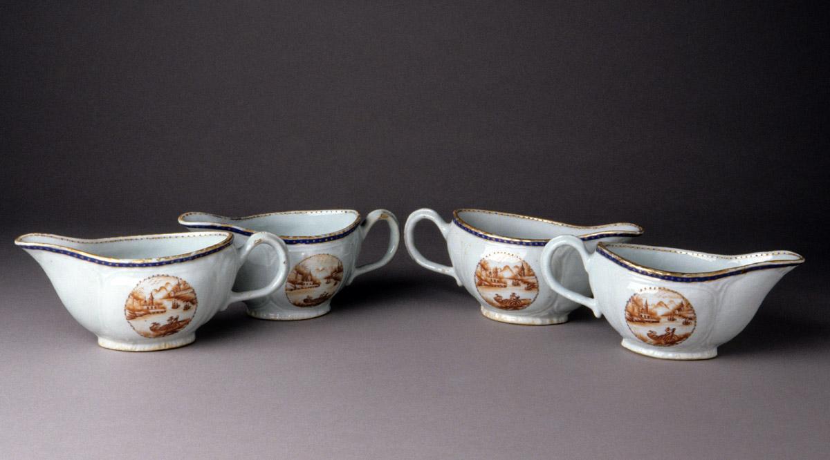 1966.0567.180-.183 Sauce boats (view 2)