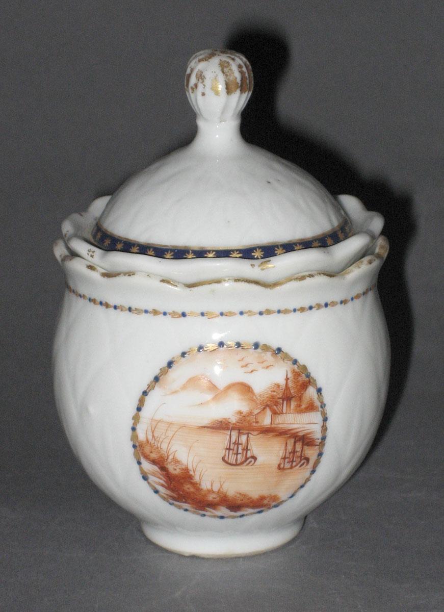 1966.0567.185 A, B Porcelain Pot de creme side 2