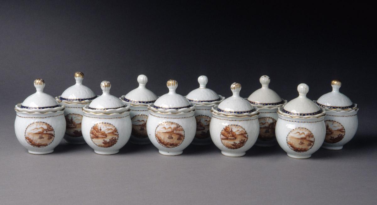 1966.0567.184-.190, .192-.194 Pot de creme, Pot au jus
