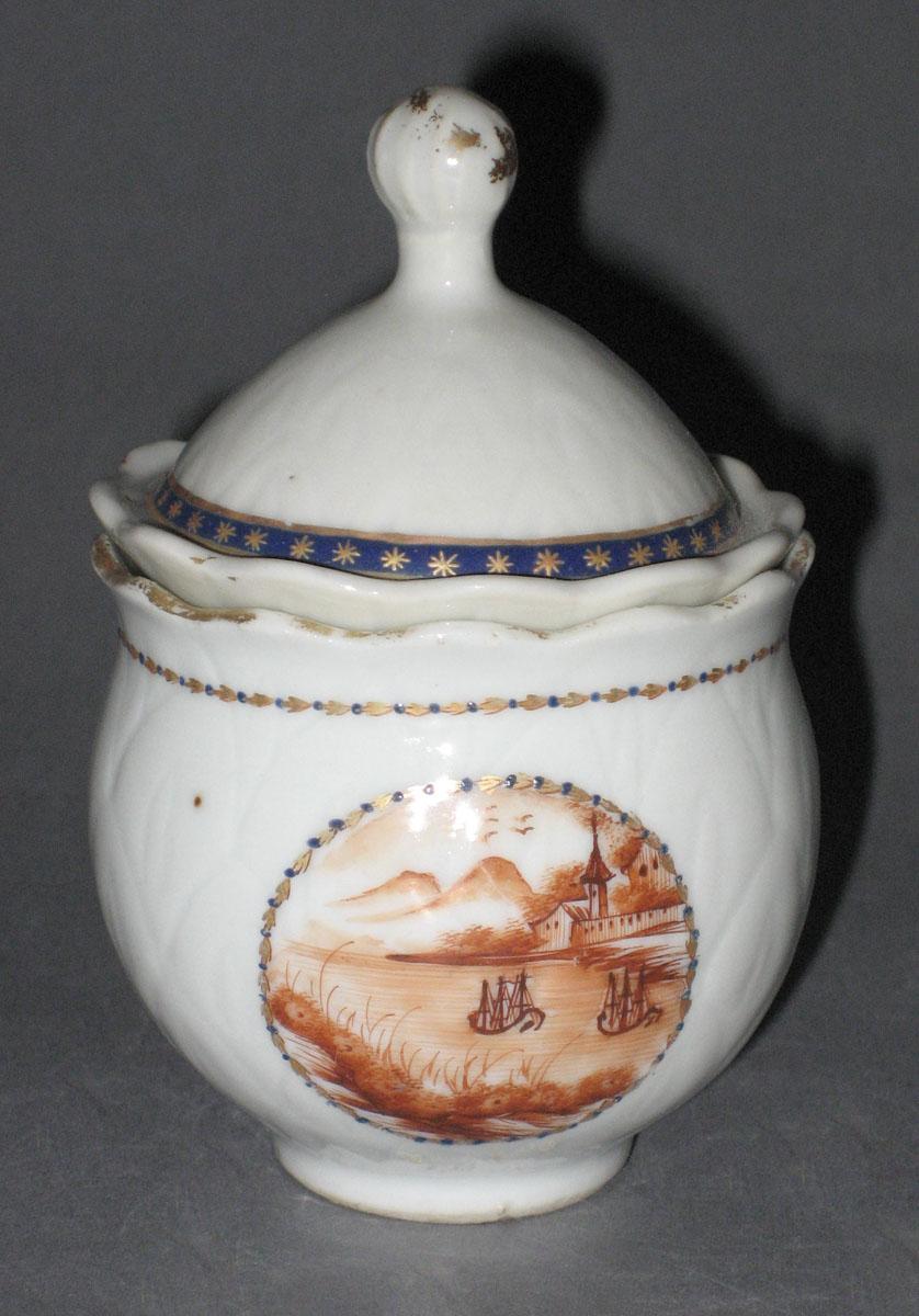 1966.0567.190 A, B Porcelain Pot de creme side 2