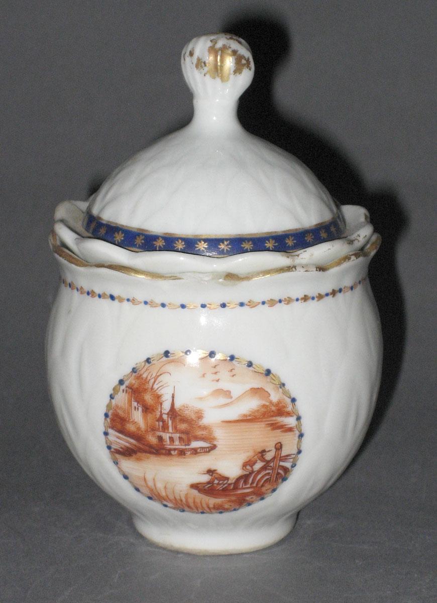 1966.0567.191 A, B Porcelain Pot de creme