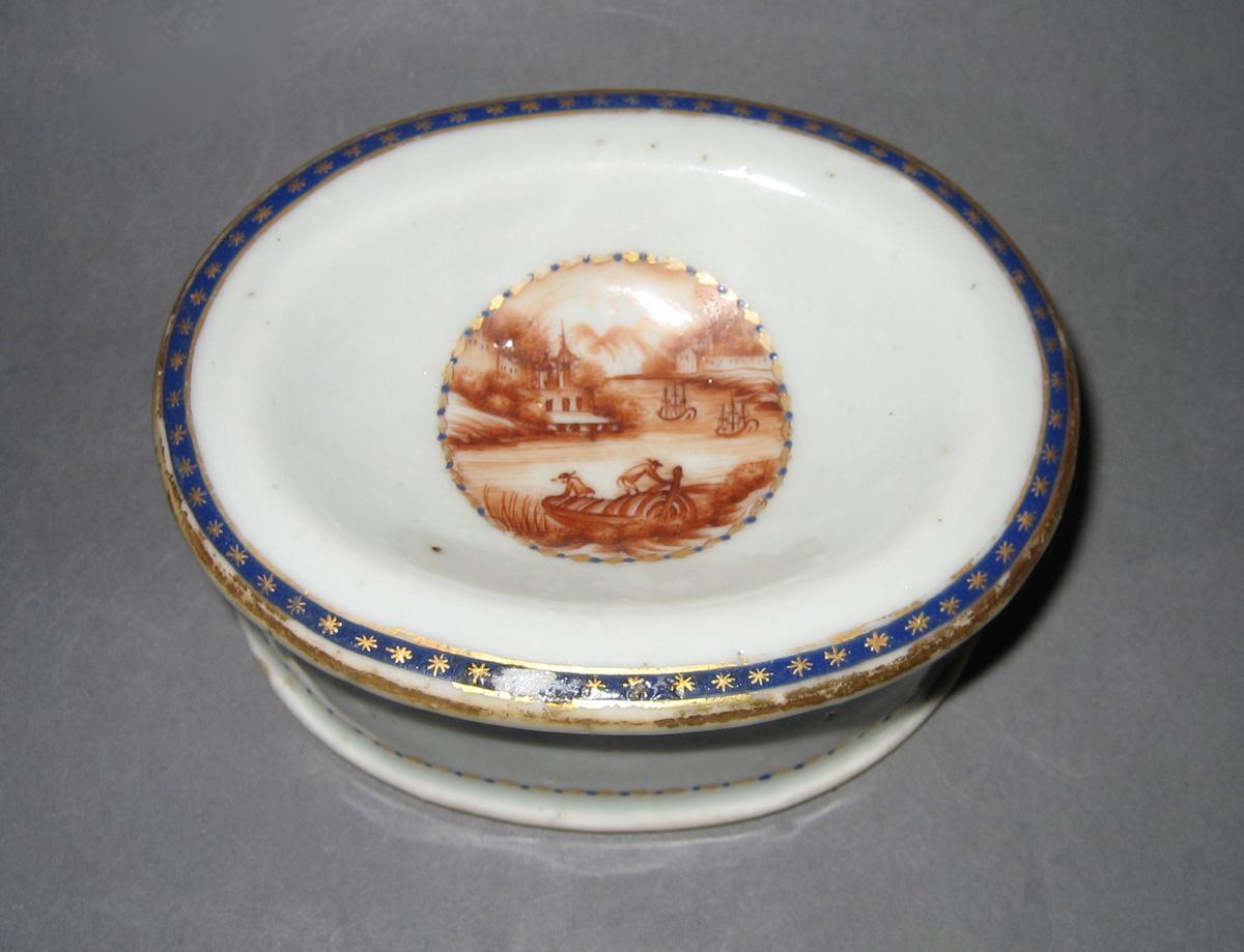 1966.0567.203 Salt top view