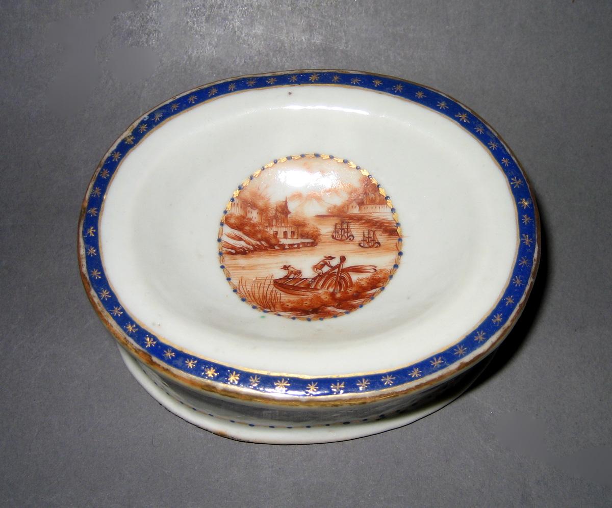 1966.0567.204 Salt top view