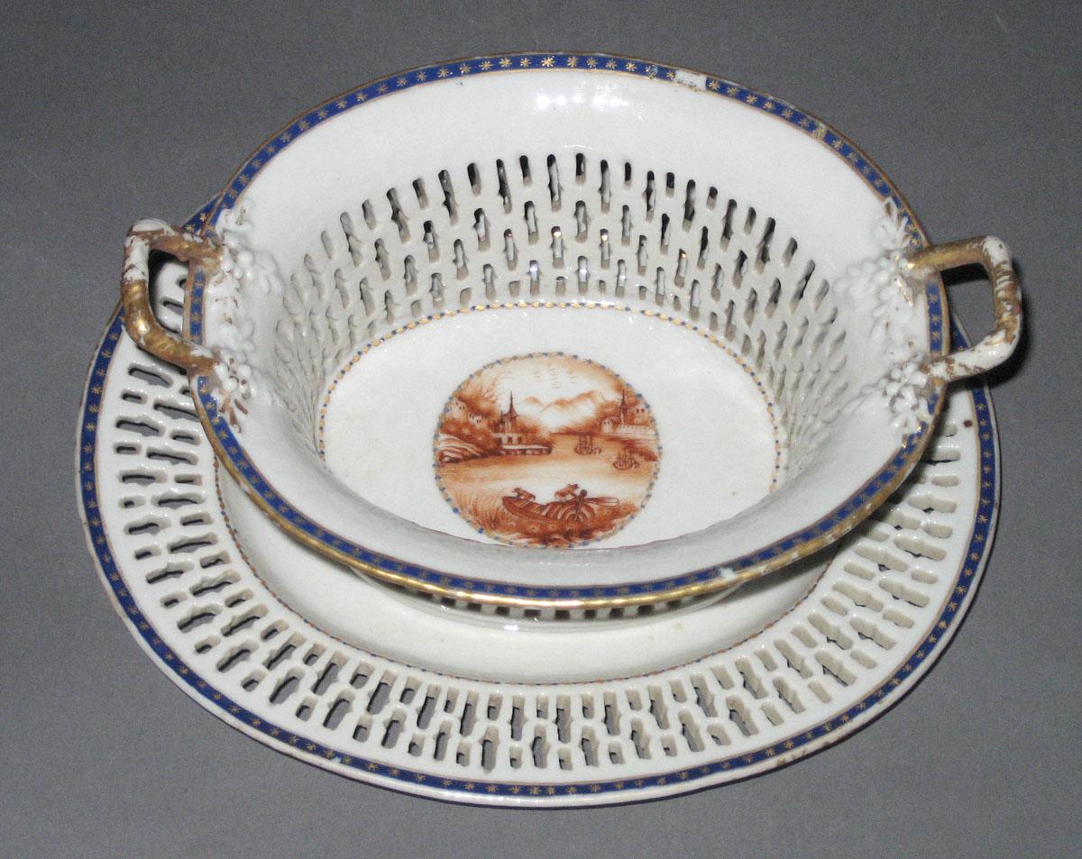 1966.0567.208 A, B Porcelain Basket and stand top