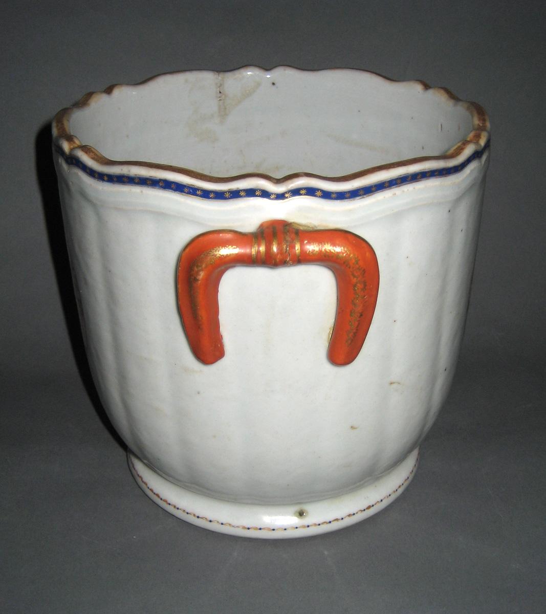 1966.0567.211 Flower Container, Jardiniere side view