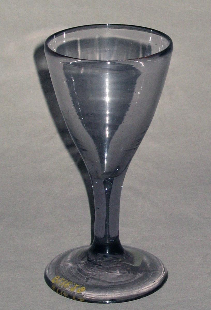 1957.0018.028 Nonlead glass wineglass