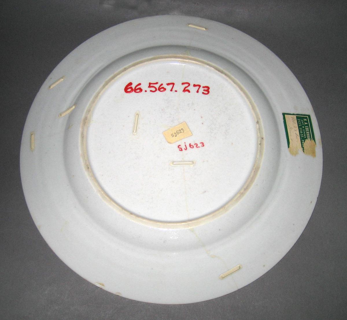1966.0567.273 Porcelain Plate underside
