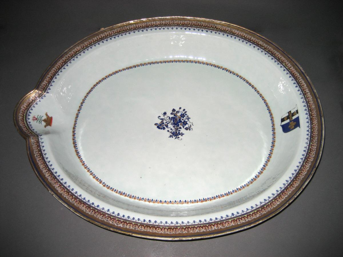 1966.0569.010 Porcelain Platter