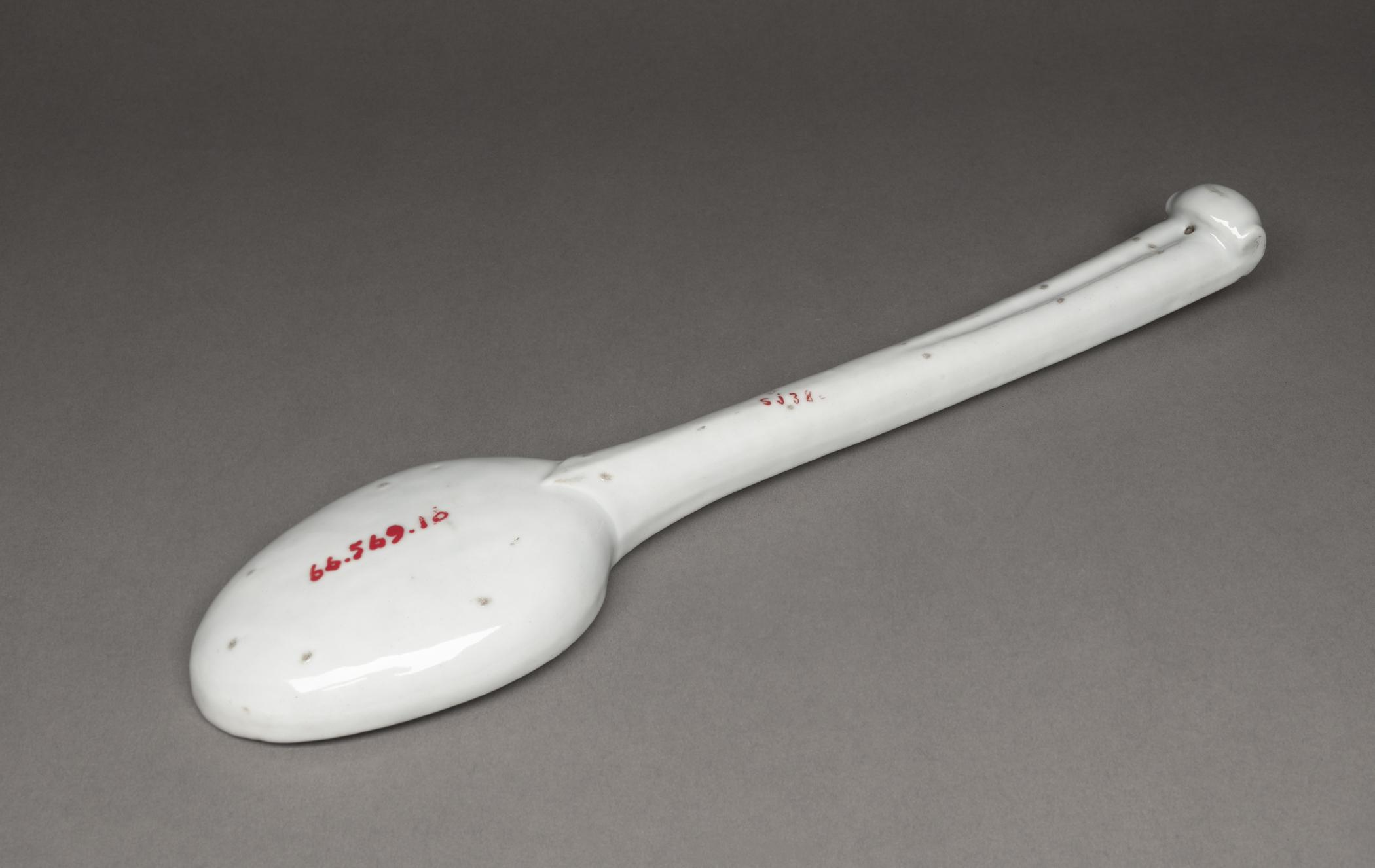 1966.0569.016 Spoon, view 2