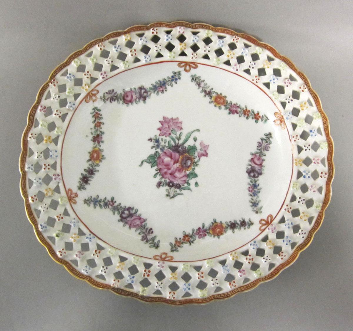 1966.0580.003 B Porcelain tray
