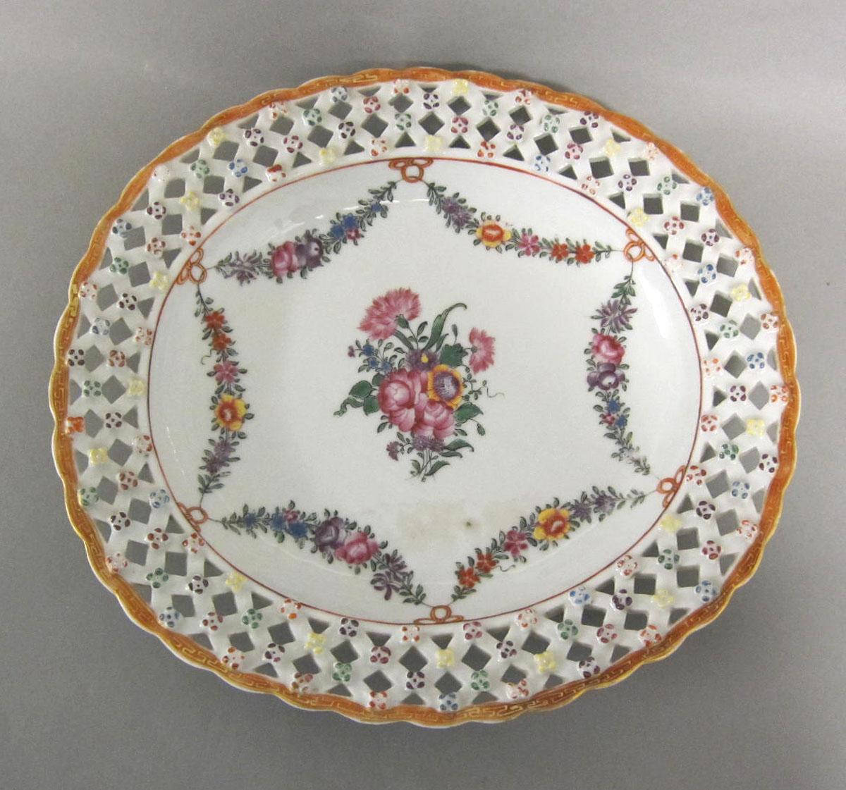 1966.0580.004 B Porcelain tray