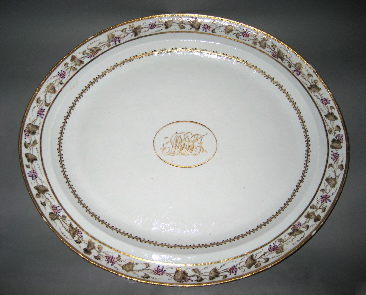 1966.0587.001 Platter