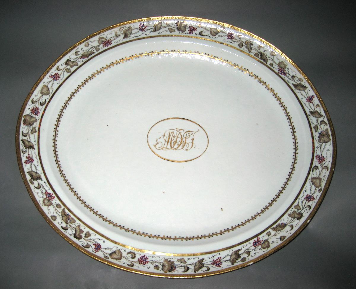 1966.0587.003 Platter