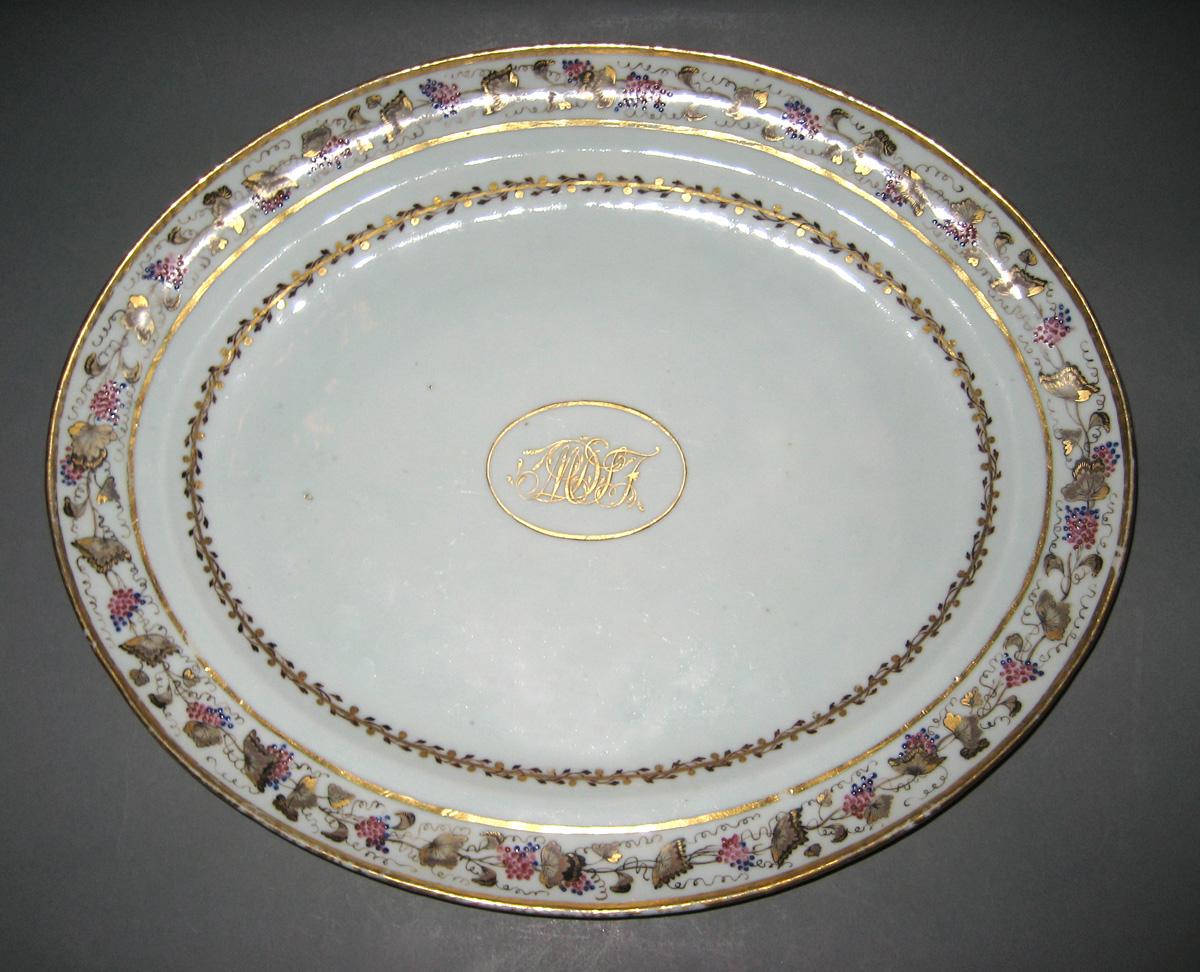 1966.0581.017 Platter