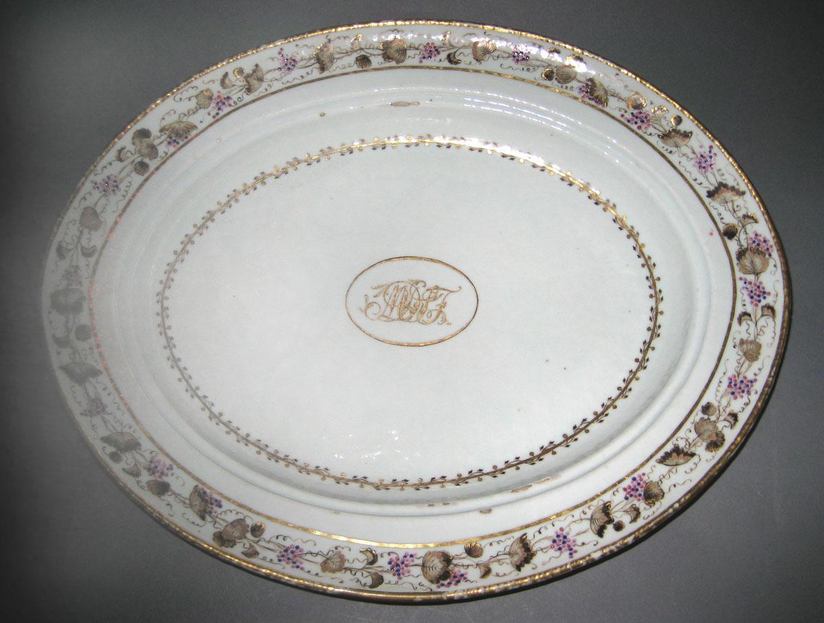 1966.0581.031 Porcelain Platter