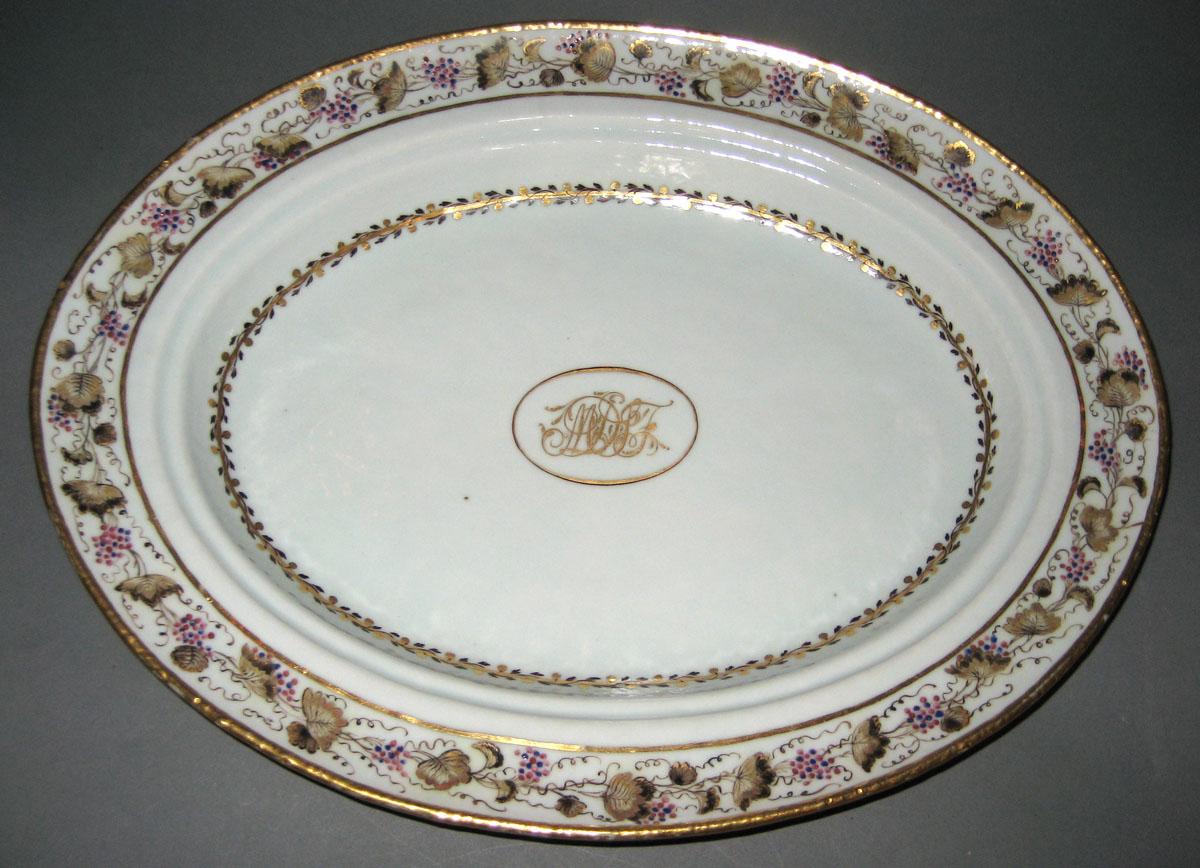 1966.0581.039 Porcelain Platter