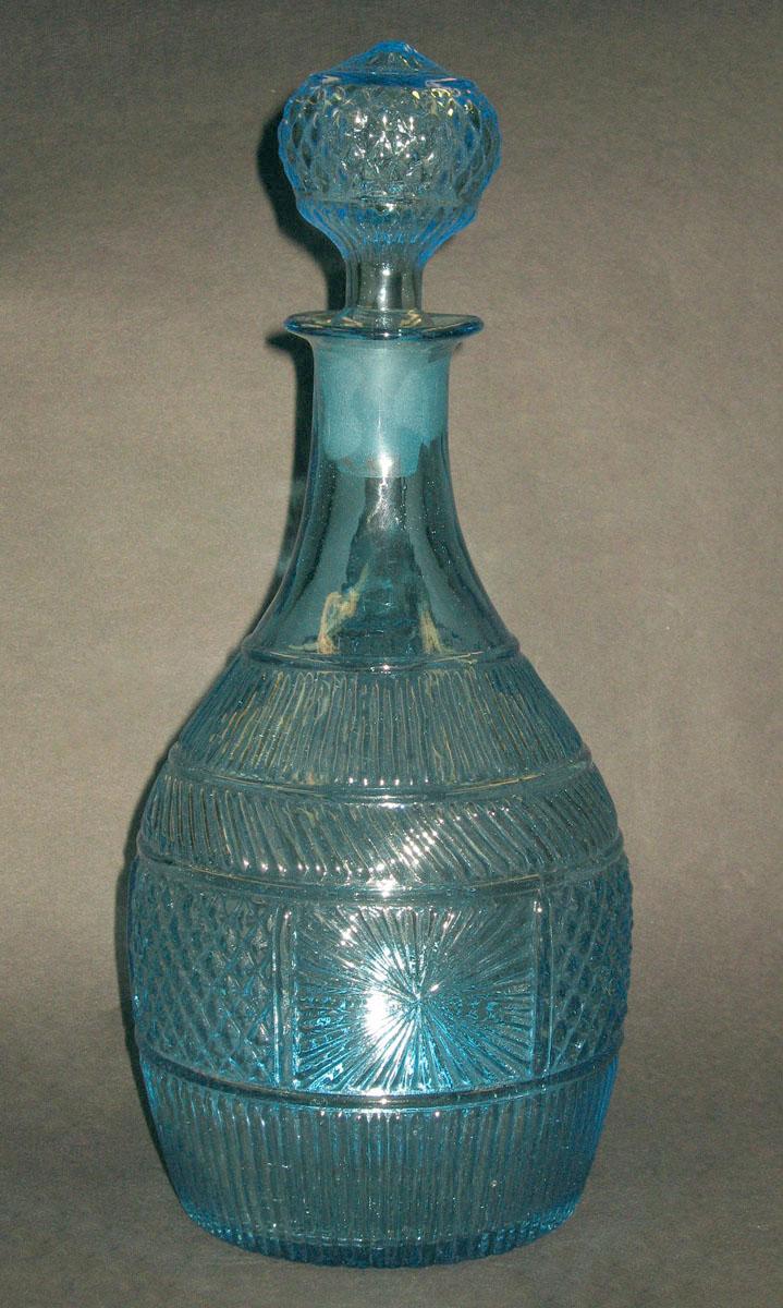 1957.0019 A, B Glass decanter