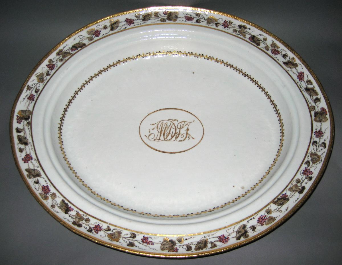 1966.0581.091 A Porcelain Platter