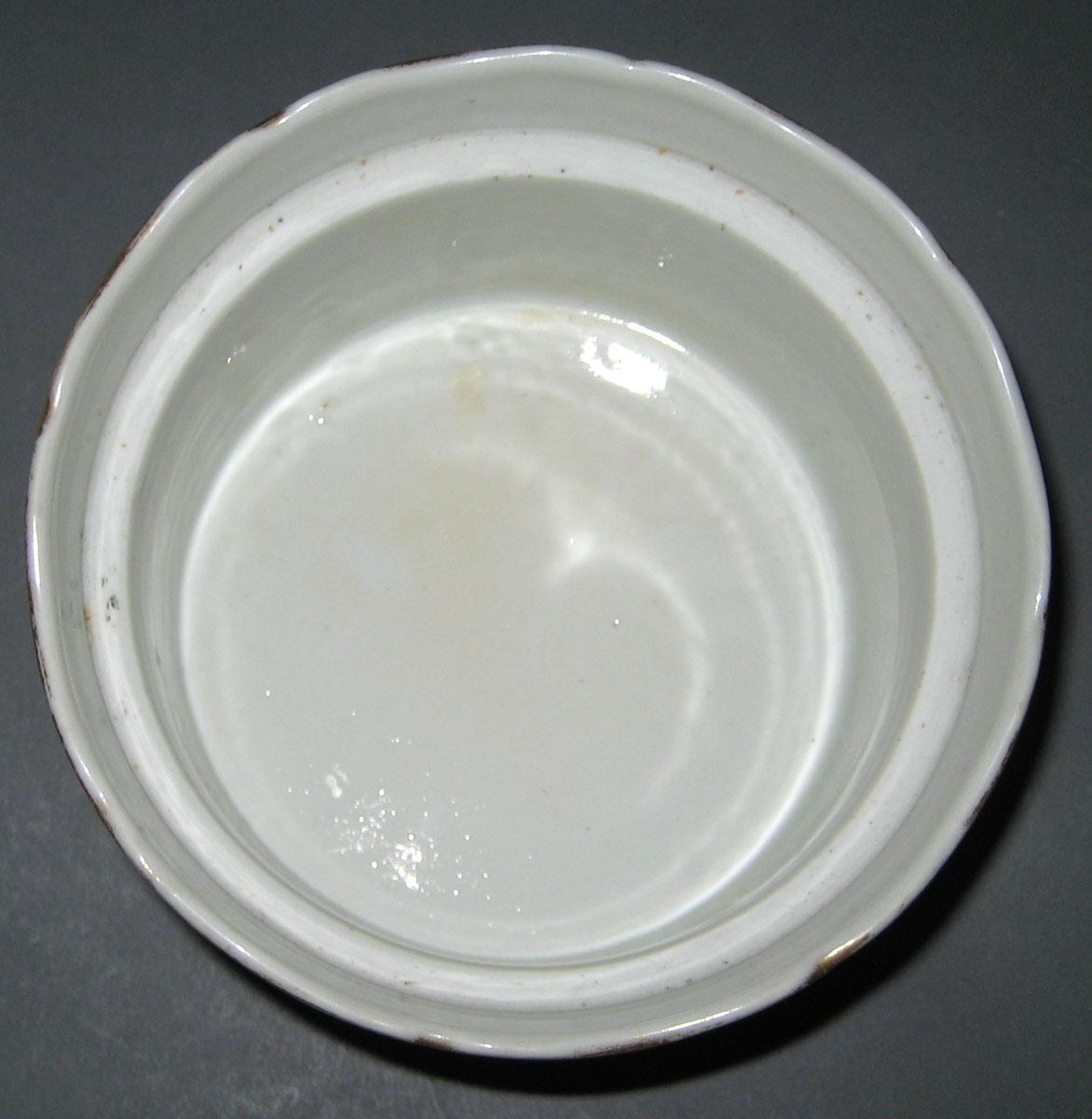 1966.0581.121 A Porcelain Dish, Butter Dish interior