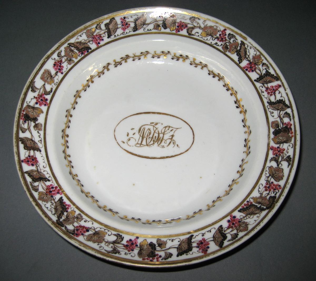 1966.0581.139 Porcelain Saucer