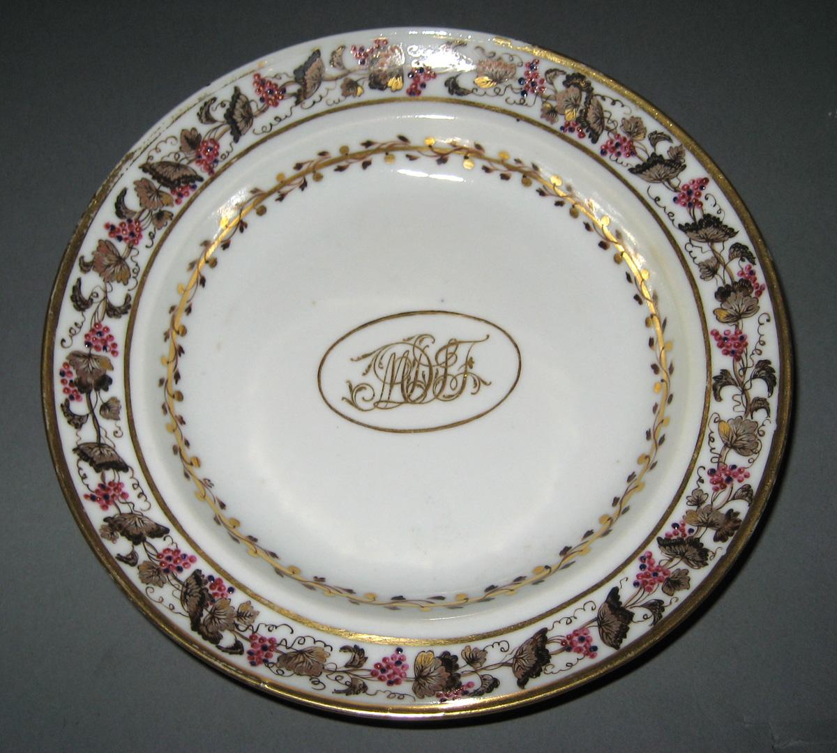 1966.0581.146 Porcelain Saucer