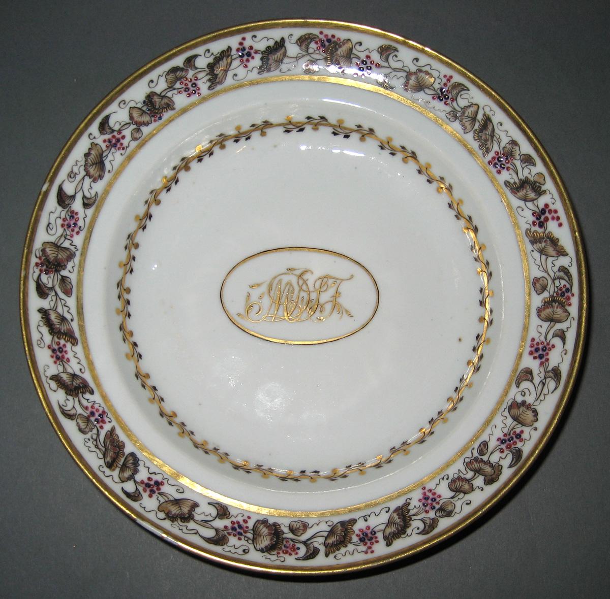 1966.0581.148 Porcelain Saucer
