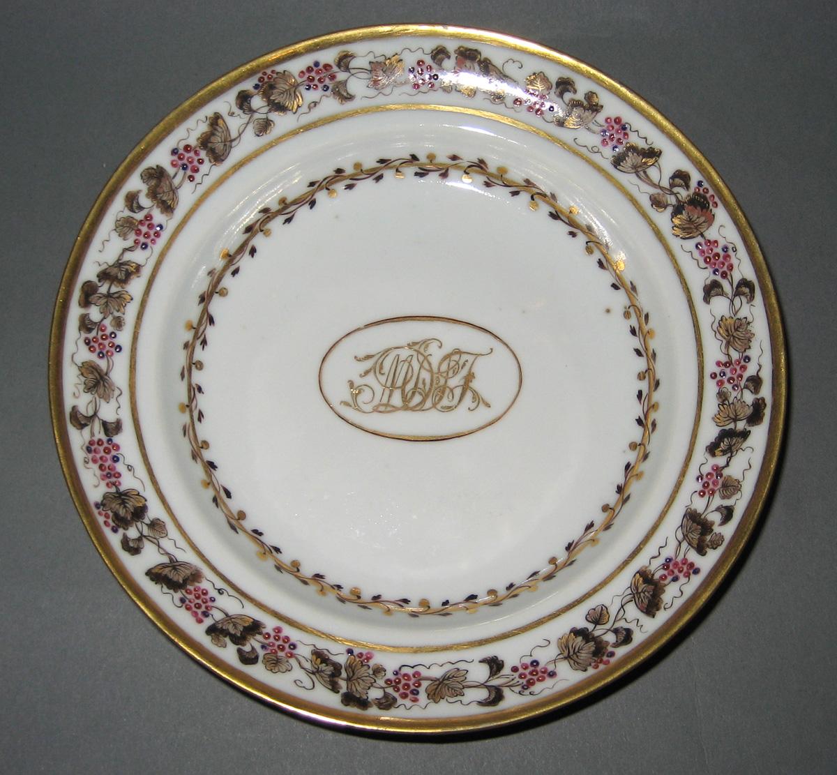 1966.0581.149 Porcelain Saucer