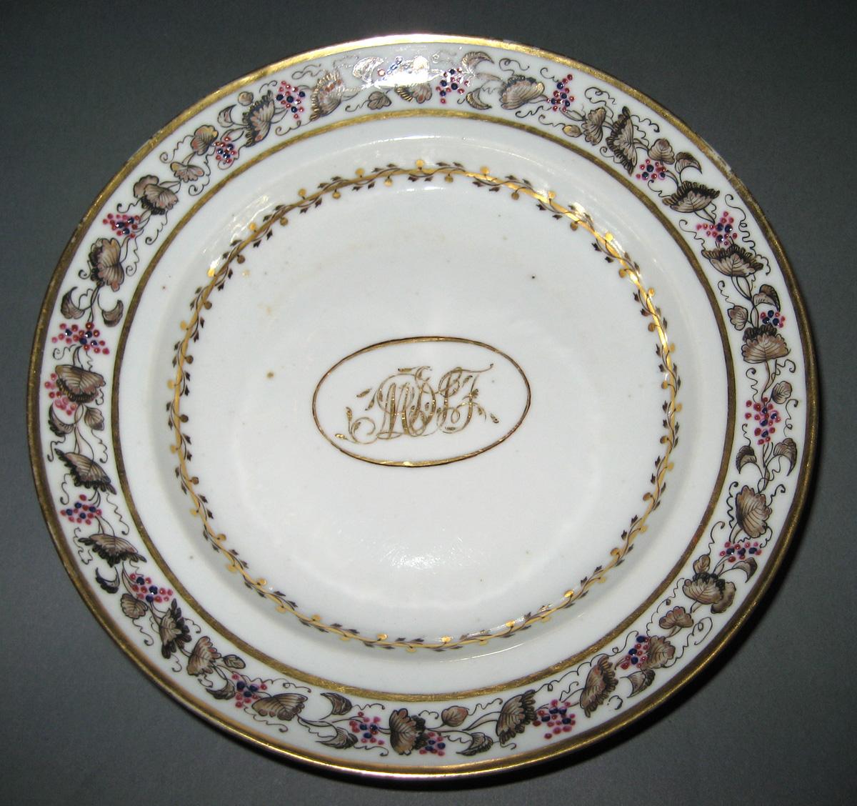1966.0581.156 Porcelain Saucer