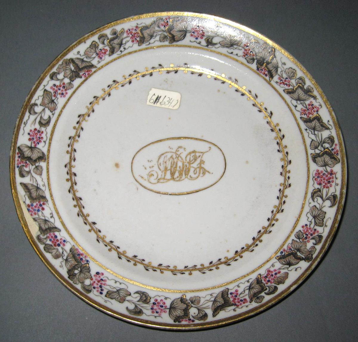 1966.0581.164 Porcelain Plate