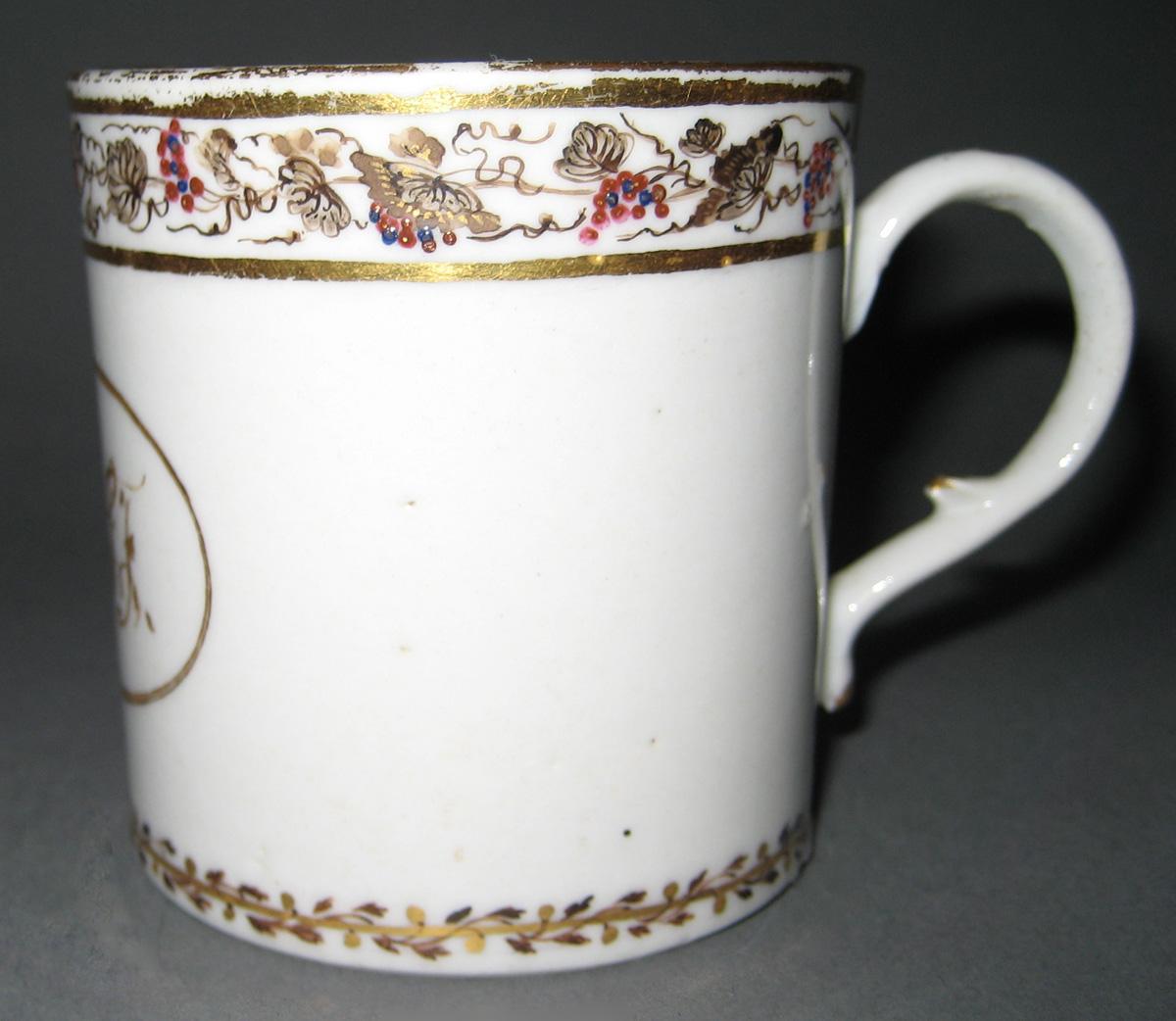 1966.0581.176 Porcelain Cup side view