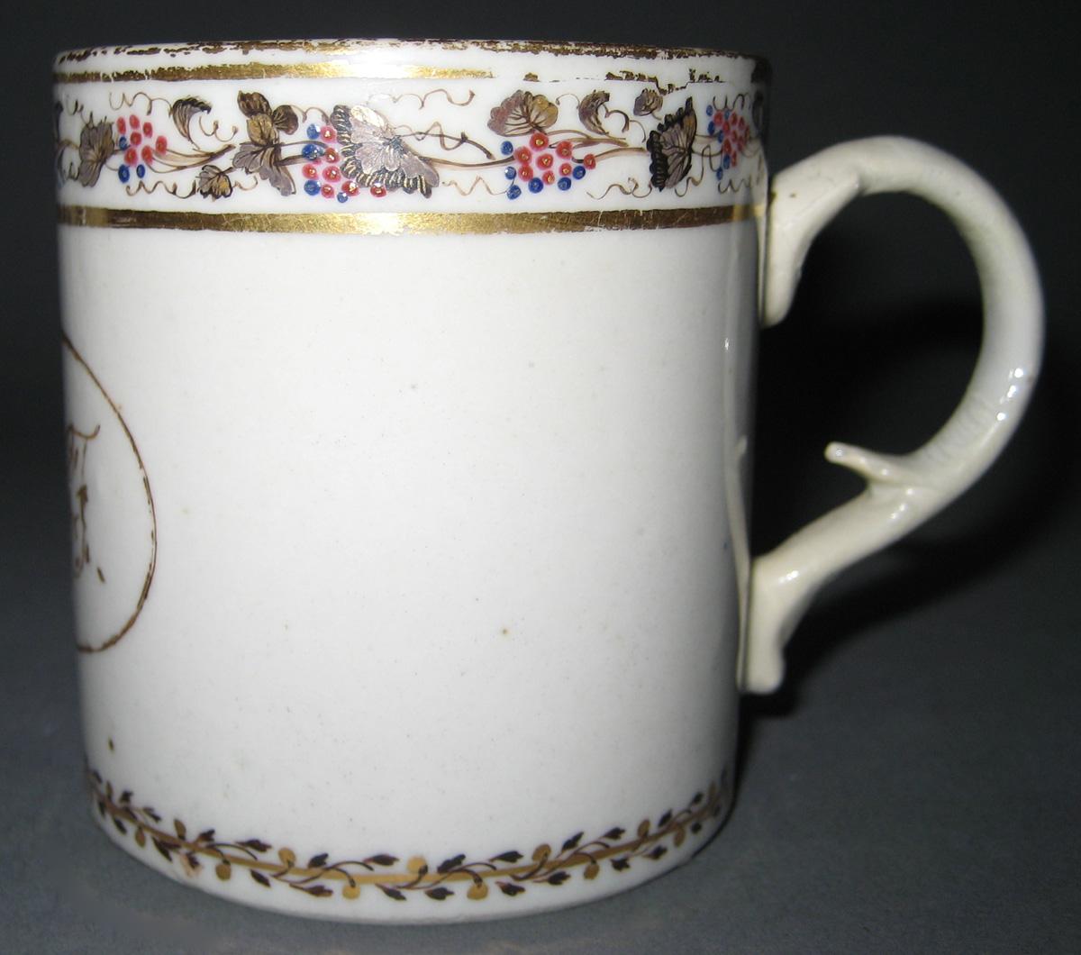 1966.0581.177 Porcelain Cup side view